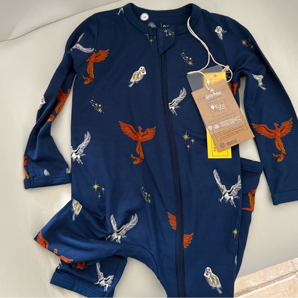 Zippered romper in Flight (Harry Potter collab)